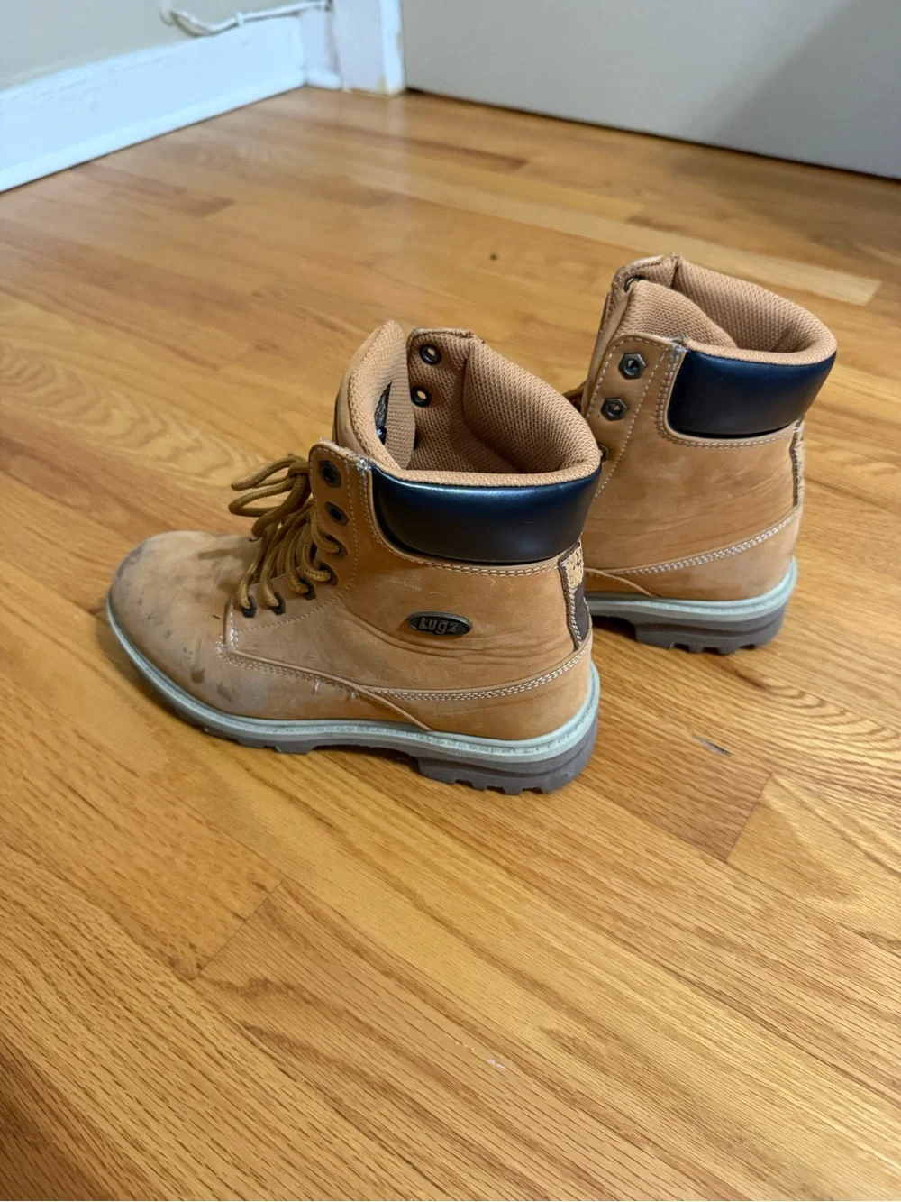 Lugz Tan Lace-Up Work Boot with Black Collar